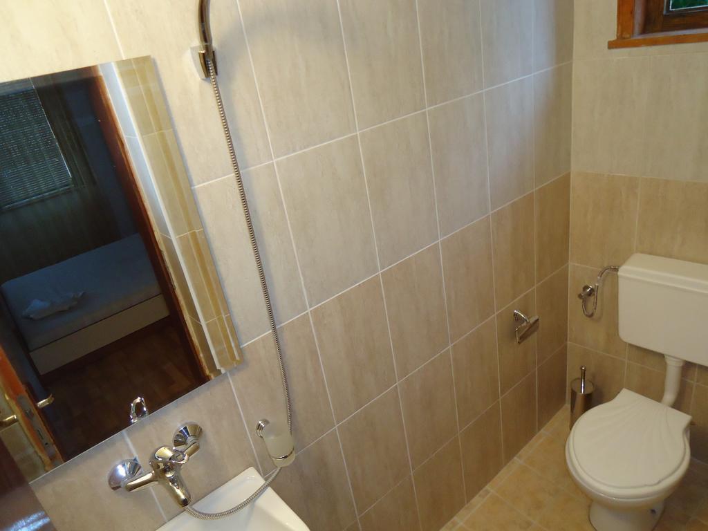 Petrovi Guest House 오브조르 객실 사진