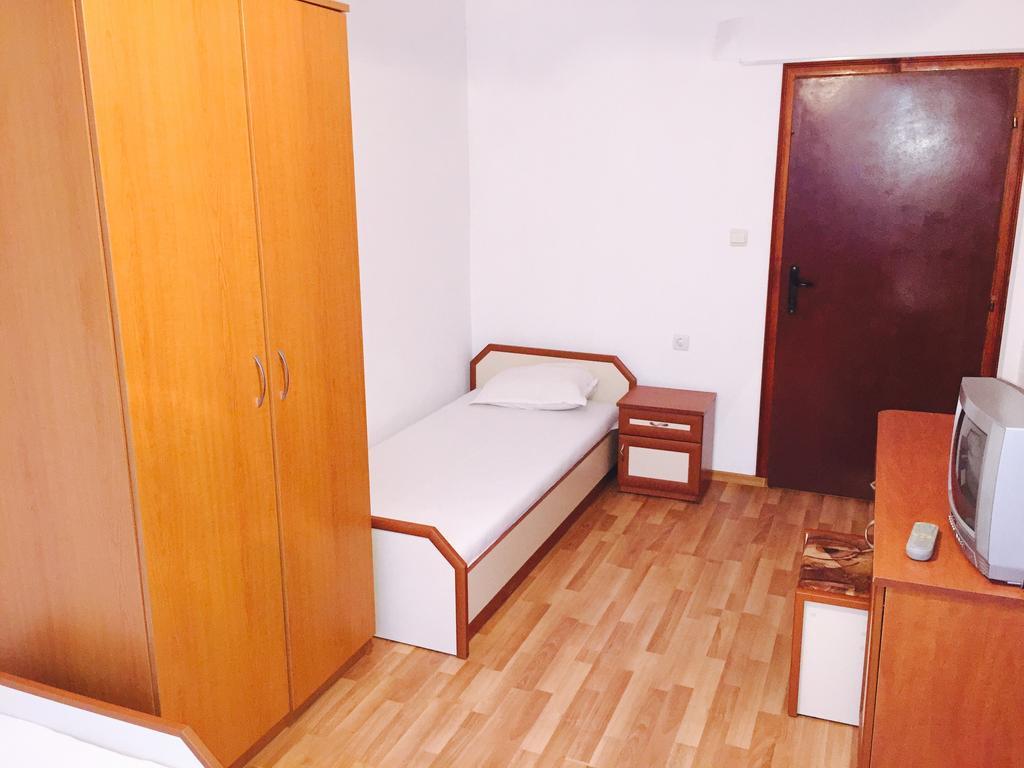 Petrovi Guest House 오브조르 객실 사진
