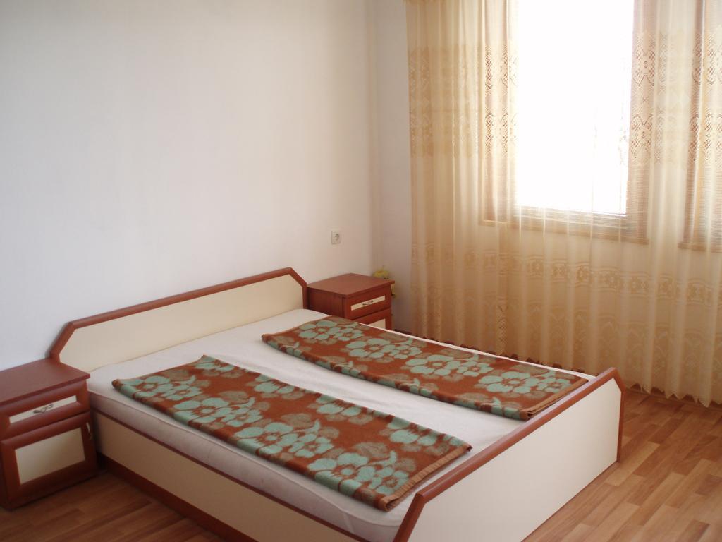 Petrovi Guest House 오브조르 외부 사진